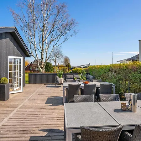 Nyaraló With A Fireplace 267